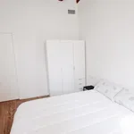 Rent 3 bedroom apartment of 10 m² in Barcelona