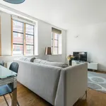 Rent 1 bedroom flat of 452 m² in London