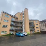 Rent 2 bedroom flat in Birkenhead