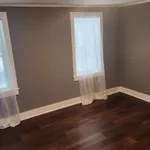 Rent 2 bedroom apartment in Warren