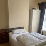 Rent 4 bedroom house in West Midlands