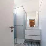 Rent 2 bedroom apartment of 45 m² in lisbon