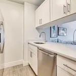 Rent 1 bedroom apartment of 460 m² in Manhattan