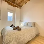 Rent 2 bedroom apartment of 861 m² in Valencia