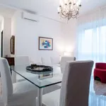 Rent 1 bedroom apartment of 85 m² in milan