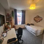 Rent 5 bedroom house in Leeds