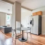 Rent 1 bedroom apartment in Chicago