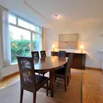 Rent 3 bedroom apartment of 160 m² in Bruxelles