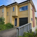 Rent 4 bedroom apartment in Papakura