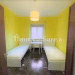 Rent 4 bedroom apartment of 100 m² in Genoa