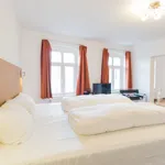 Rent 1 bedroom apartment of 55 m² in Berlin