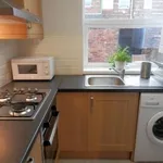 Rent 2 bedroom flat in London