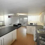 Rent 5 bedroom flat in Leeds