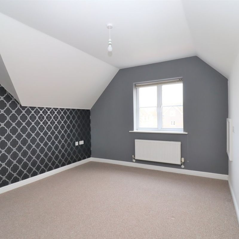 1 room apartment to let in Hedge End Fawn Crescent, Southampton united_kingdom Shamblehurst