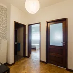 Rent 3 bedroom apartment in porto