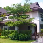 Rent 4 bedroom house of 450 m² in Bangkok