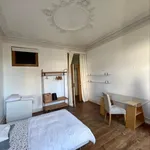 Rent 4 bedroom apartment in Lisbon