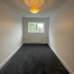 Rent 4 bedroom house in Bradford