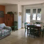 Rent 4 bedroom house of 120 m² in Roma