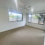 Rent 4 bedroom house in  Mermaid Waters QLD 4218                        