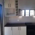 Rent 1 bedroom apartment in Krugersdorp