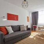 Rent 1 bedroom apartment in Lisbon