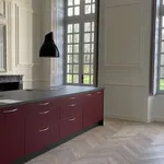 Appartement de 183 m² avec 4 chambre(s) en location à Croutelle