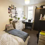 Rent 4 bedroom flat in West Midlands