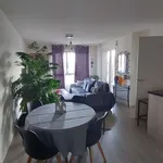 Rent 3 bedroom apartment of 59 m² in Vaulx-en-Velin