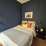 Rent a room of 160 m² in barcelona