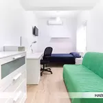 Rent 3 bedroom apartment in Seville