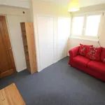 Rent 2 bedroom flat in Aberdeen