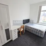 Rent 3 bedroom apartment in Kirklees