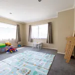 Rent 4 bedroom house in Puketāpapa