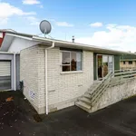 Rent 2 bedroom house in Hamilton