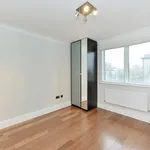 Rent 3 bedroom flat in London