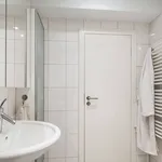 Rent 1 bedroom apartment of 70 m² in Dusseldorf