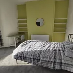 Rent 6 bedroom house in Swansea