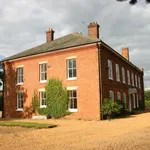 Rent 5 bedroom house in Norfolk