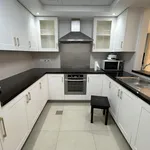 Rent 2 bedroom apartment of 130 m² in Dubai