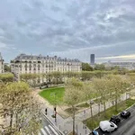 Rent 5 bedroom apartment of 105 m² in Paris