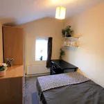 Rent 6 bedroom house in Reading