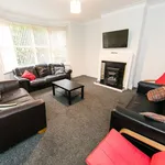 Rent 7 bedroom house in Leeds