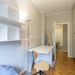 Rent a room of 120 m² in milan