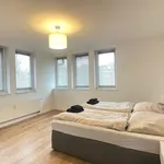 Miete 3 Schlafzimmer wohnung von 120 m² in Bremen