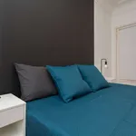 Rent a room in lisbon