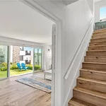 Rent 3 bedroom house of 157 m² in manhattan beach