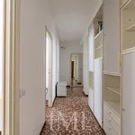 Rent 2 bedroom apartment of 75 m² in Milan