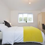 Rent 2 bedroom apartment in Newcastle-under-Lyme