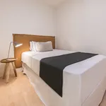 Rent 1 bedroom apartment of 130 m² in Barcelona